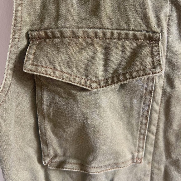 Talia Sleeveless Military Green Cargo Jacket With Drawstring Waist - Picture 8 of 9